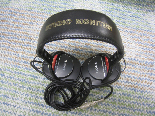 SONY MDR-CD900ST 業務用 モニターヘッドホン